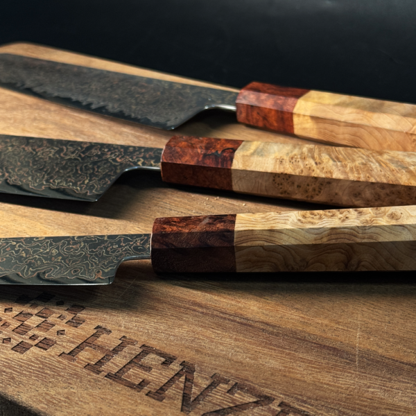 Close-up of Damascus Steel Blades from Henzel Golden Mirage Kitchen Knife Set