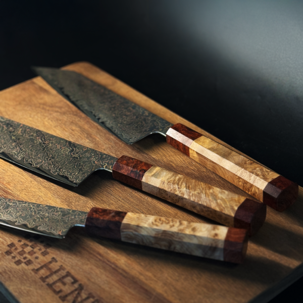 Detailed View of Damascus Steel Knives from Henzel Golden Mirage Kitchen Knife Set